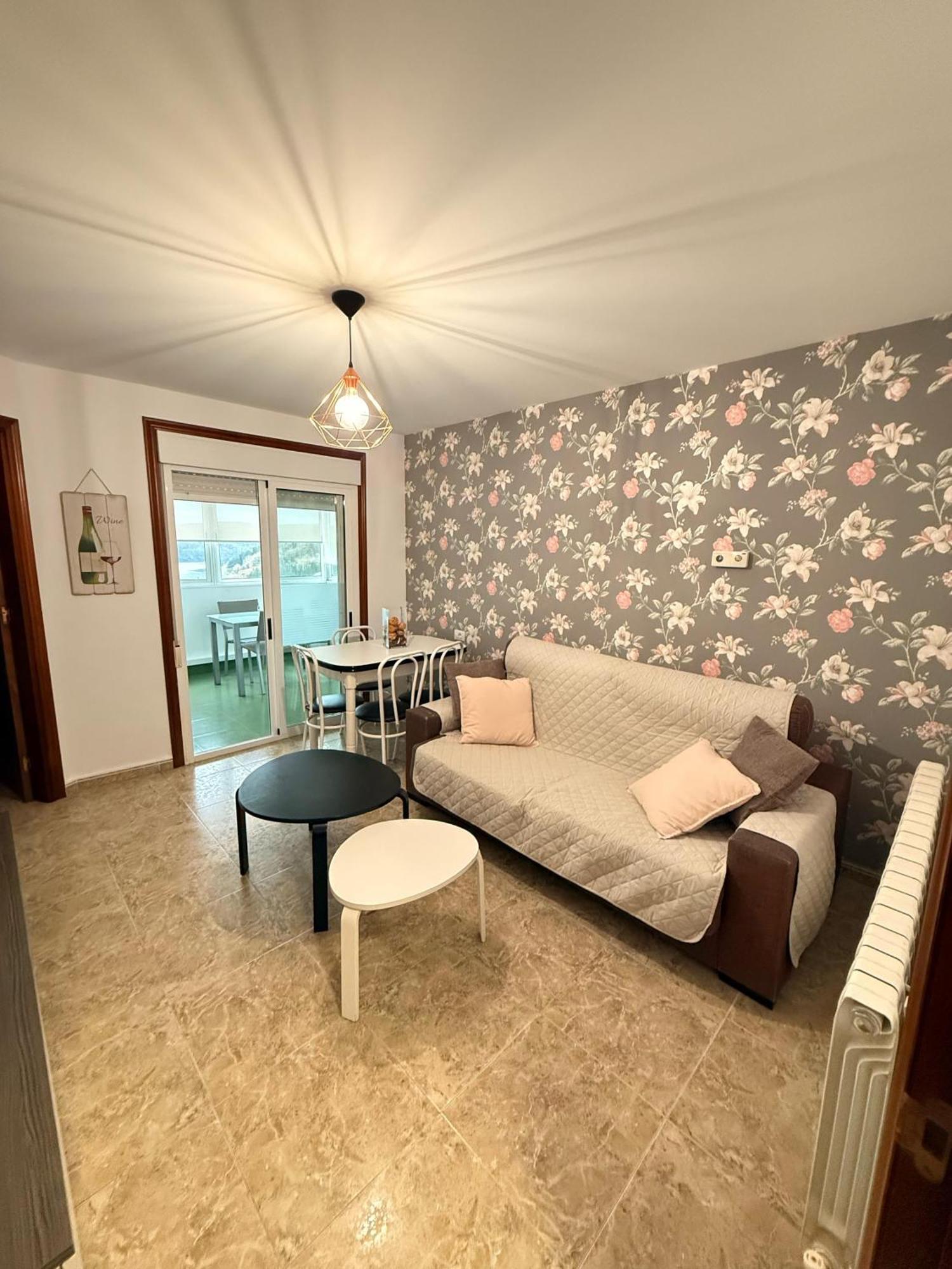 Apartamentos Portolux Portomarin Exterior photo